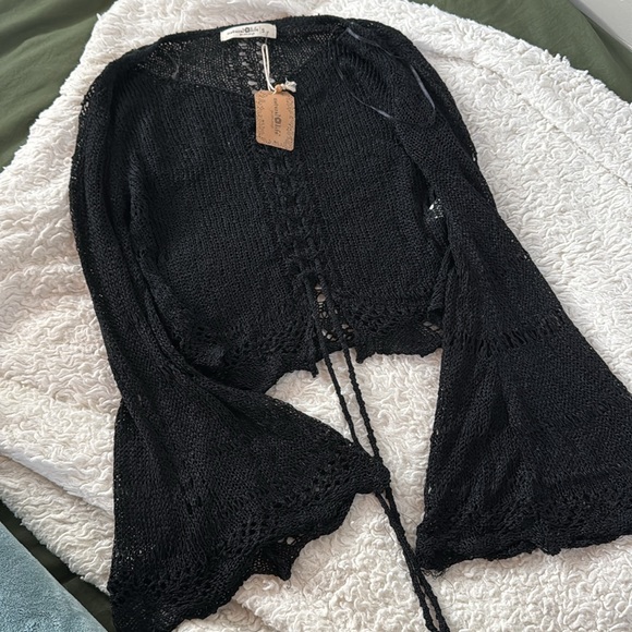 Natural life bell sleeve sweater - Picture 2 of 4